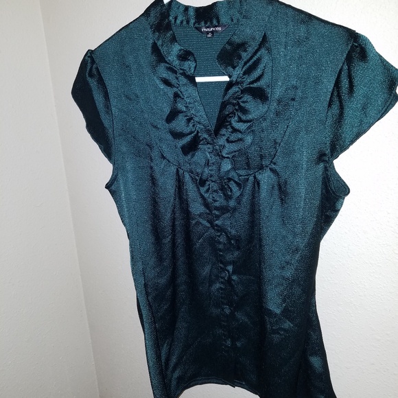 Maurices dress shirt size med - Picture 1 of 3